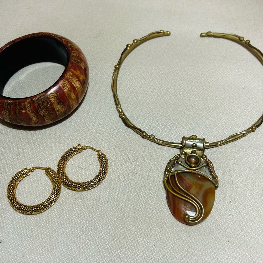 Beautiful Jewelry Set 4pc - Picture 6 of 6